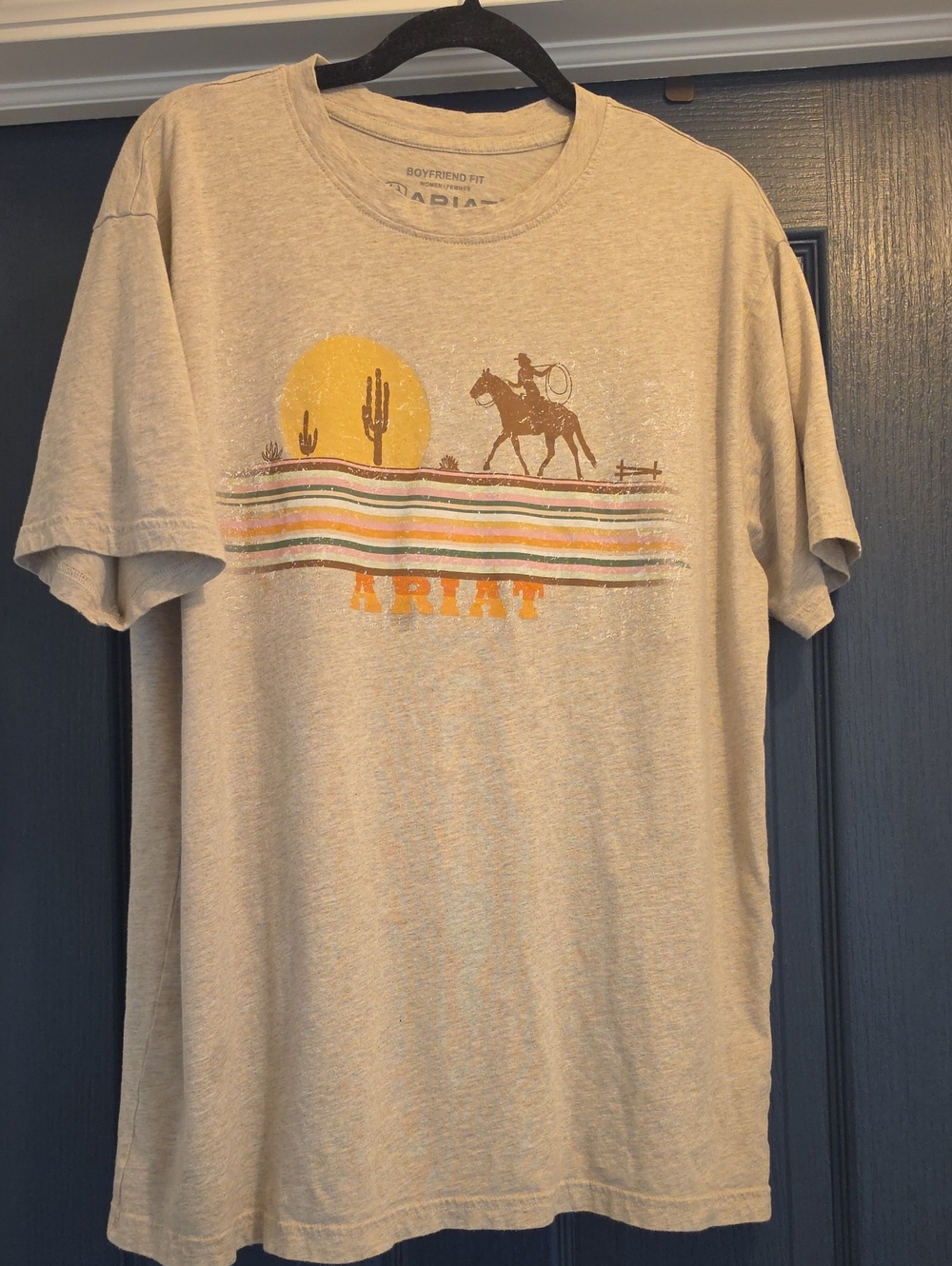 Ariat Men's Tan Desert Graphic Short Sleeve Tee with Yellow Sun